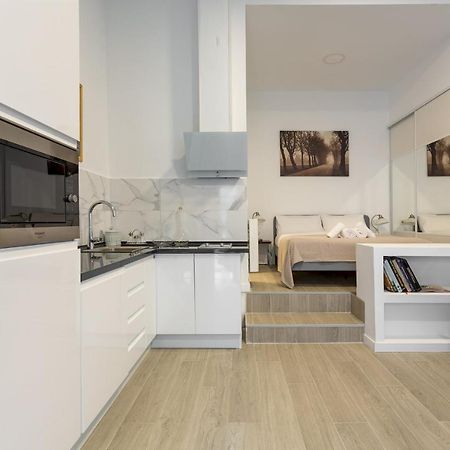 1 Bedroom 1 Bathroom Furnished - Av De America - Studio - Mintystay Madrid Extérieur photo
