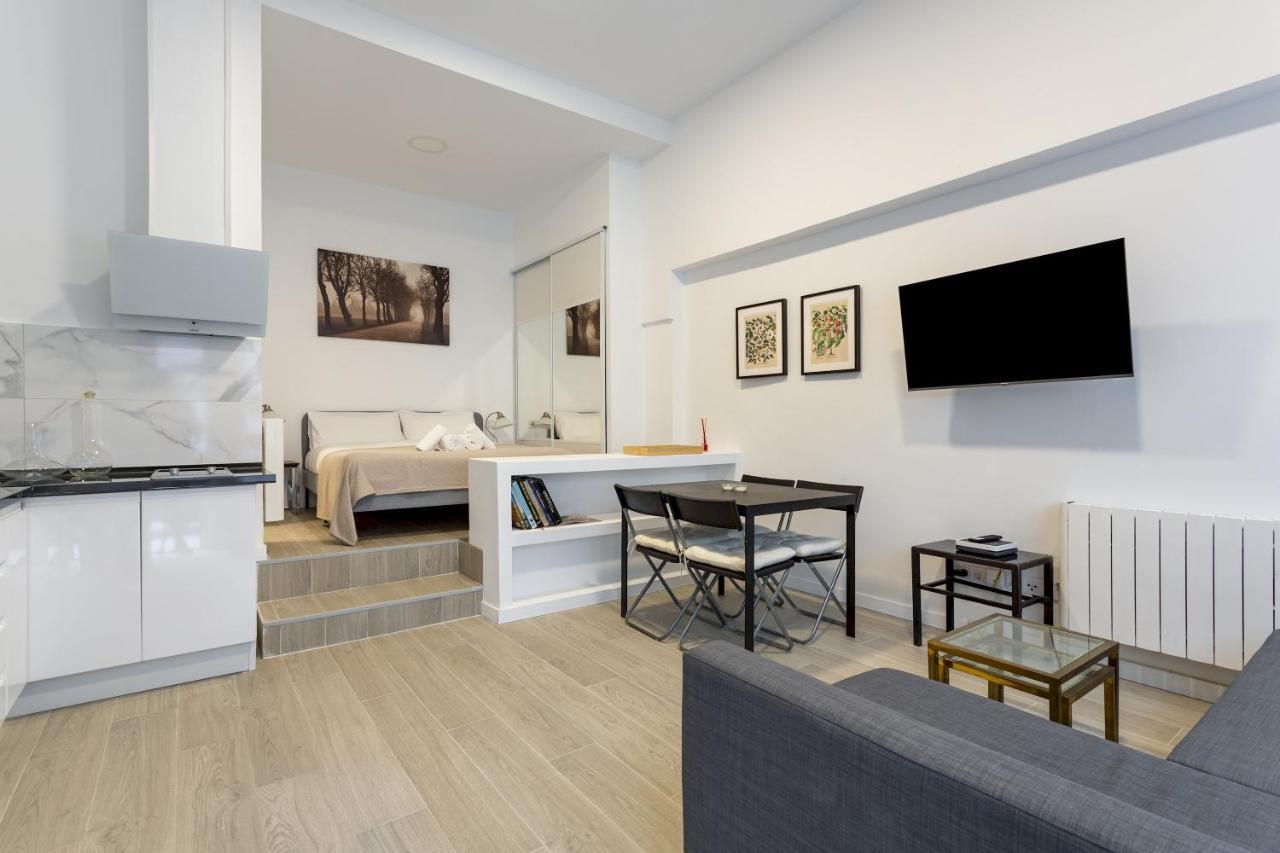 1 Bedroom 1 Bathroom Furnished - Av De America - Studio - Mintystay Madrid Extérieur photo